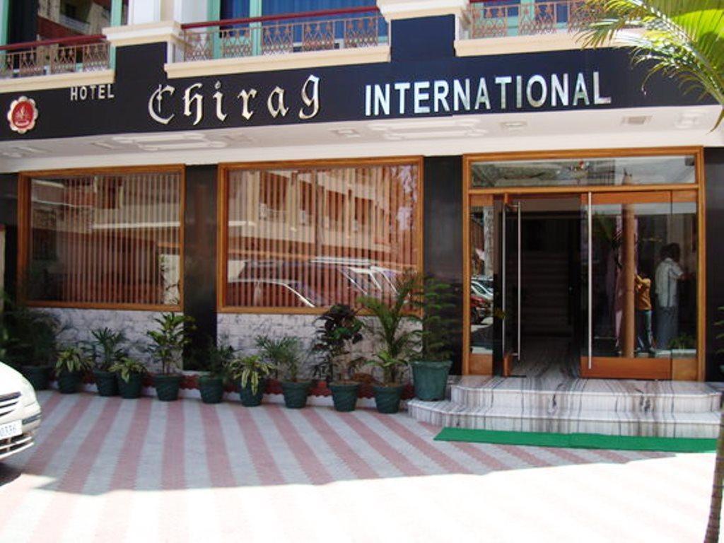 Hotel Chirag International Katra  Esterno foto