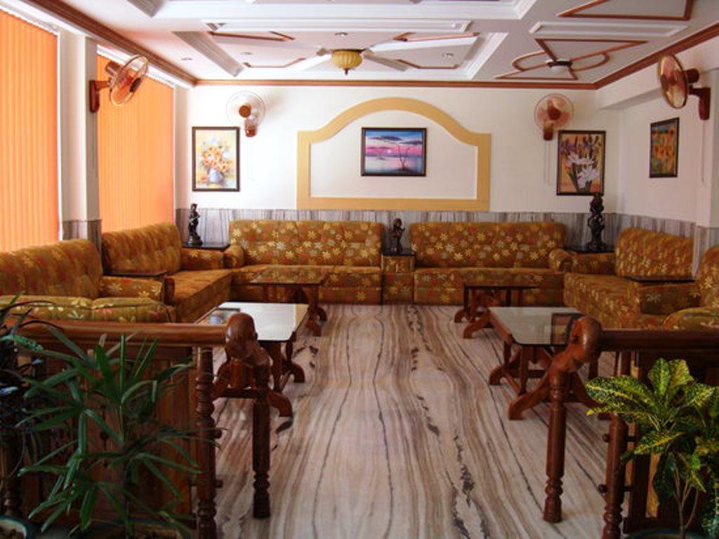 Hotel Chirag International Katra  Esterno foto